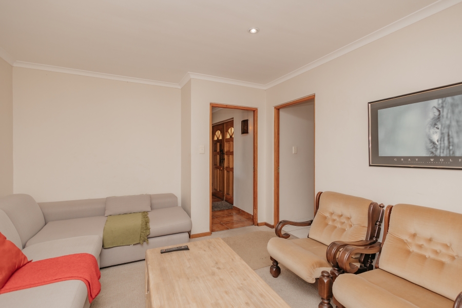 4 Bedroom Property for Sale in Welgedacht Western Cape